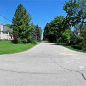 Ridgevalley Crescent