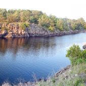 Pickerel River