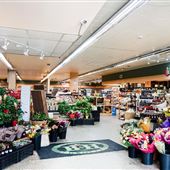 B & H Your Community Grocer