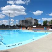 Leaside Park and Leaside Outdoor Swimming Pool