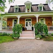 LeClair Manor