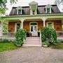 LeClair Manor