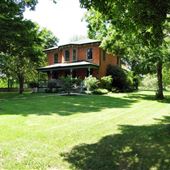 Maple Rest Heritage Home - Sandbanks Provincial Park