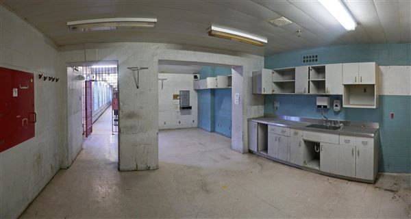 Kingston Penitentiary - Psychiatric Facility Floor 1 Kitchen (3/27/2019)