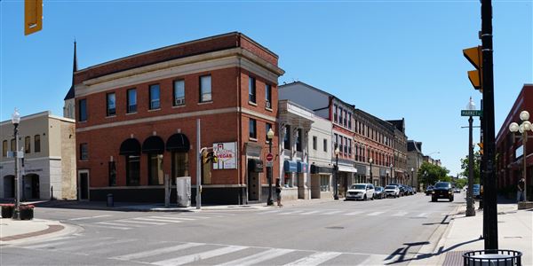 Brantford - Dalhousie Street at Market Street Facing Northeast (6/16/2021)