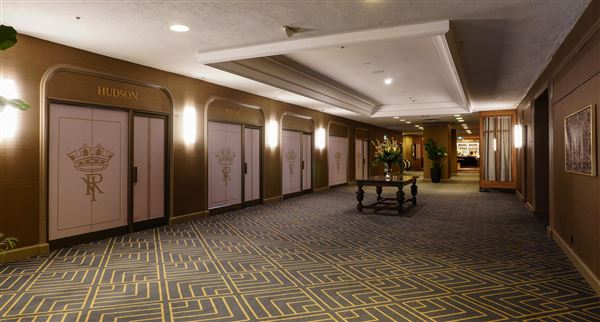 The Fairmont Royal York Hotel - East Lobby Facing W (1/31/2020)