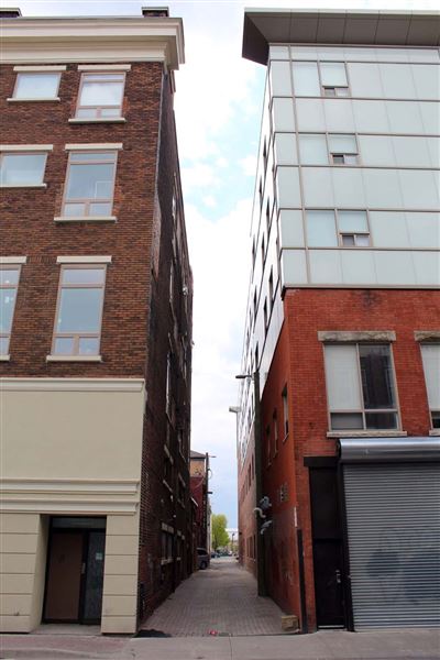 Brantford - Alleyway Off Queen Street - Brantford (6/16/2021)