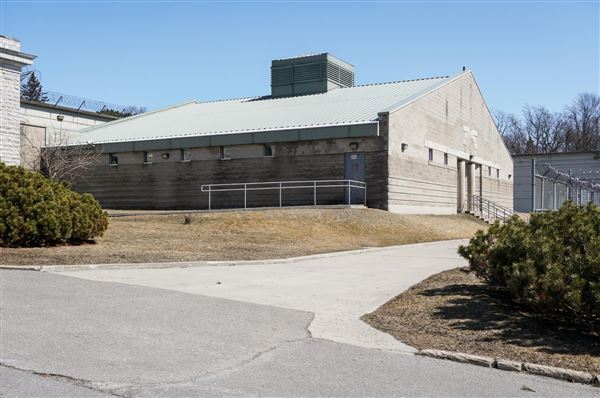 Kingston Penitentiary - Exterior Parole Offices (3/27/2019)