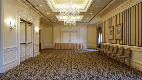 The Fairmont Royal York Hotel - 19th Floor Executive Space Salon 1 (1/31/2020)