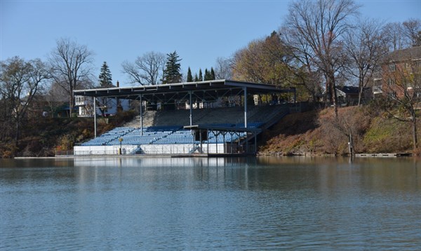 The Royal Canadian Henley Rowing Course<br />(Rivers)