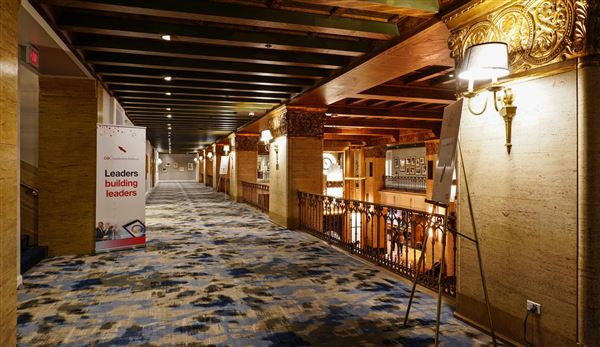 The Fairmont Royal York Hotel - Mezzanine (1/31/2020)