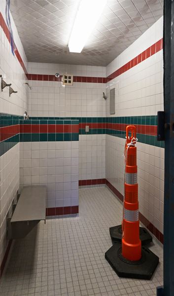 Kingston Penitentiary - Cellblock Wing Bathroom (3/27/2019)