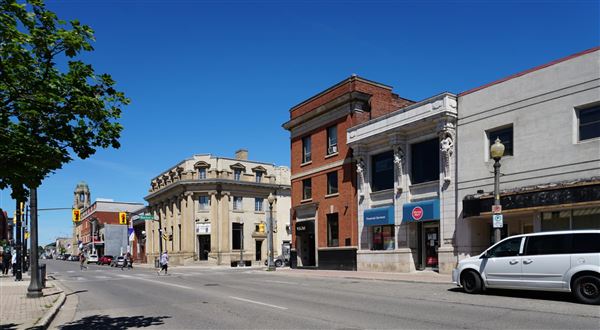 Brantford - Dalhousie Street at Market Street Facing Northwest (6/16/2021)
