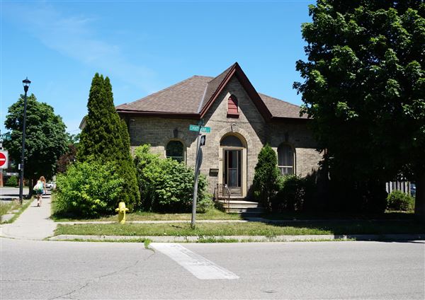 Brantford - 14 Chatham Street (6/16/2021)