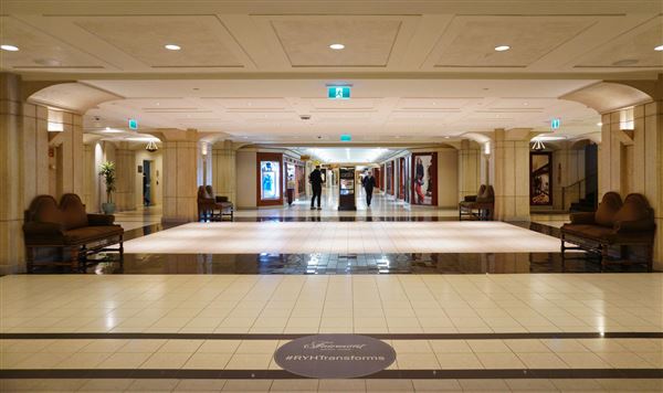 The Fairmont Royal York Hotel - Concourse Facing W (1/31/2020)