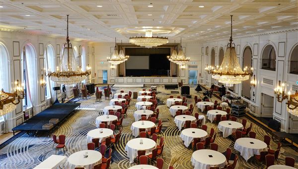 The Fairmont Royal York Hotel - Concert Hall From Balcony (1/31/2020)