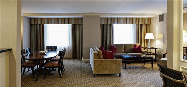 The Fairmont Royal York Hotel - Executive Suite 11-277 (1/31/2020)