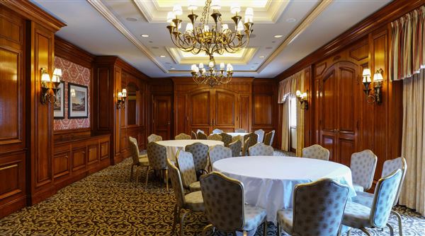 The Fairmont Royal York Hotel - 19th Floor Executive Space Salon 2 (1/31/2020)
