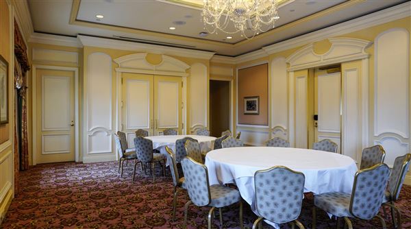 The Fairmont Royal York Hotel - 19th Floor Executive Space Salon 4 (1/31/2020)