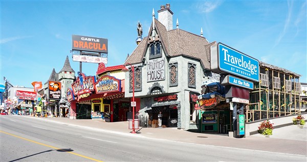 Clifton Hill (10/2/2025 - Credits: Vik Pahwa)